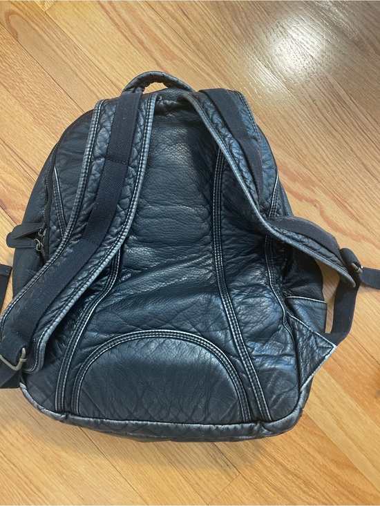 bass black leather backpack Guitar Bag CY0202 Cahayamusic Organize your gear and show your patriotism at the same time with the Bass Pro Shops Land Of The Free Backpack Black Grained Leather Backpack |